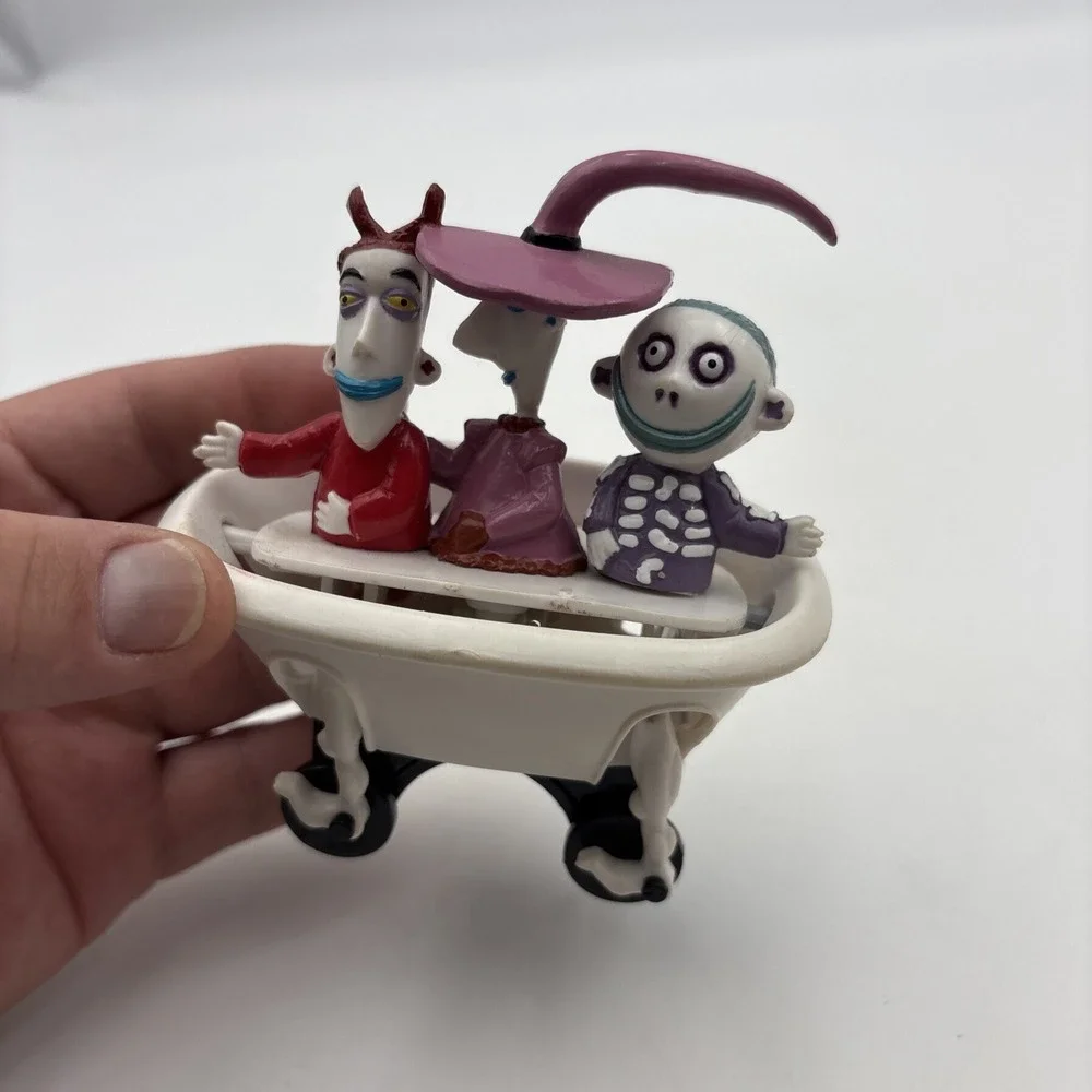 Disney Nightmare Before Christmas Lock Shock Barrel in Roll Along Bathtub Figure